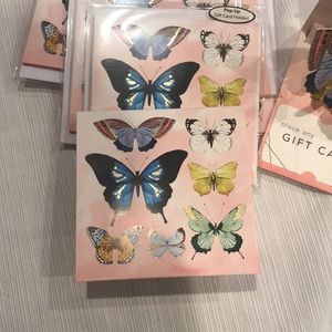 Brand new Treasures Pop-Up Gift card Holder